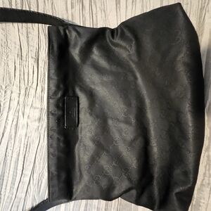 Gucci Black Leather Shoulder Bag